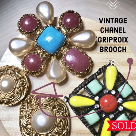Vintage Chanel Griproix Pin - Picture 1 of 8